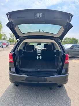 Used 2009 Dodge Journey SXT image 8