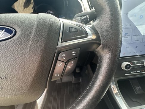 Used 2021 Ford Edge Titanium w/ Equipment Group 301A image 38
