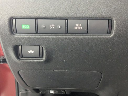Used 2021 Nissan Sentra SV image 13