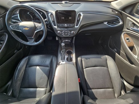 Certified 2017 Chevrolet Malibu Premier w/ Premier Sun and Wheel Package image 21