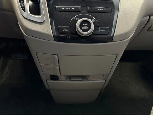 Used 2013 Honda Odyssey EX image 17
