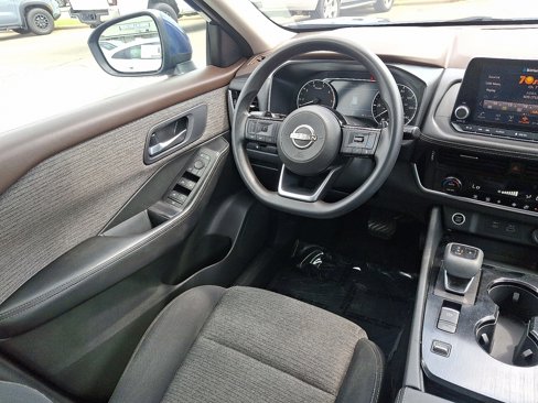 Certified 2023 Nissan Rogue SV image 14