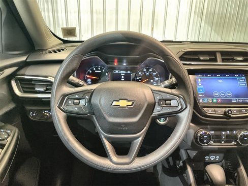 Certified 2023 Chevrolet TrailBlazer LT w/ Convenience Package image 11