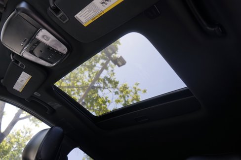 Used 2021 Jeep Grand Cherokee Limited image 25