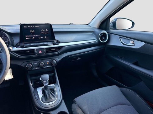 Used 2024 Kia Forte LXS image 21