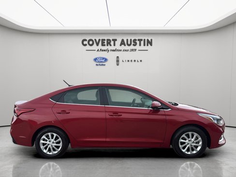 Used 2022 Hyundai Accent SEL image 6