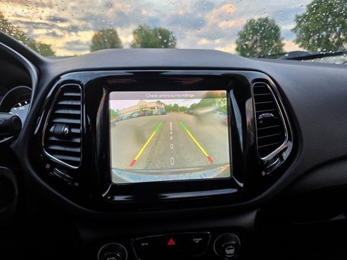 Used 2019 Jeep Compass Limited image 26
