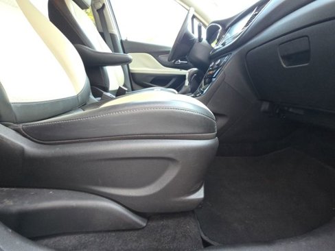 Used 2019 Buick Encore Preferred image 16
