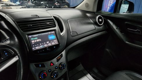 Used 2016 Chevrolet Trax LT w/ LT Convenience Package image 26