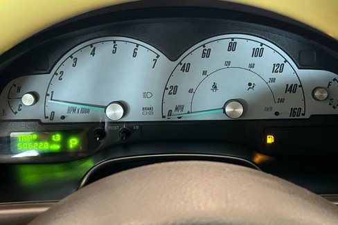 Used 2002 Ford Thunderbird image 18