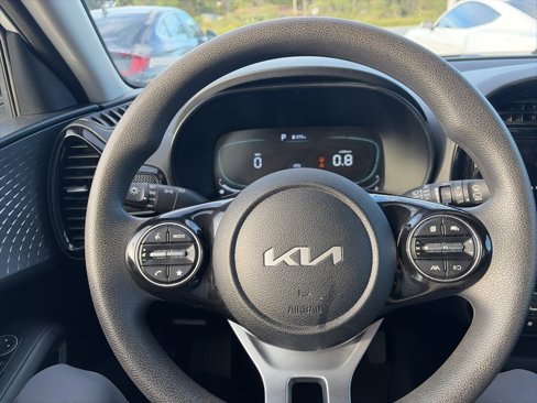 Used 2024 Kia Soul S image 13