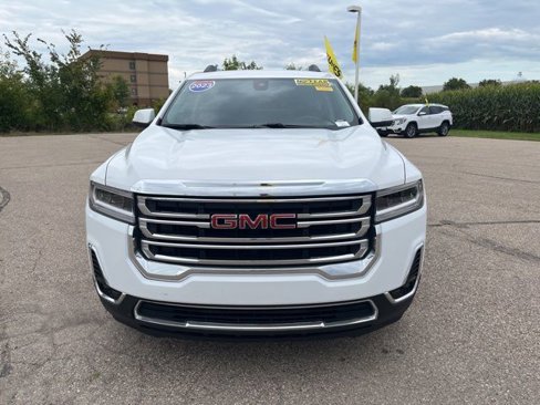 Used 2023 GMC Acadia SLT image 4