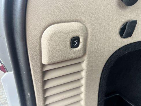 Used 2019 Jeep Grand Cherokee Limited image 44