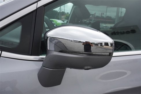 Used 2020 Chrysler Pacifica Limited w/ Tire & Wheel Group image 38