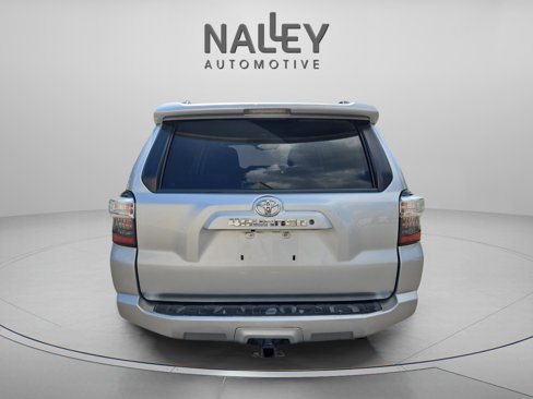 Used 2020 Toyota 4Runner SR5 image 4