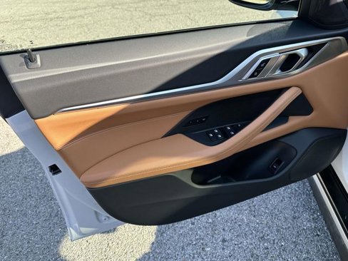 Certified 2023 BMW i4 eDrive40 w/ M Sport Package image 25
