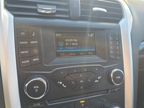 Used 2015 Ford Fusion SE w/ Equipment Group 201A image 34