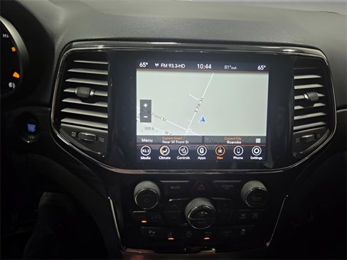 Used 2022 Jeep Grand Cherokee Laredo X image 10