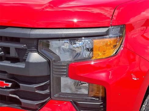 Used 2023 Chevrolet Silverado 1500 Custom image 10