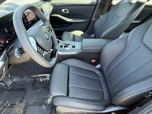 Used 2025 BMW 330i Sedan w/ Convenience Package image 18