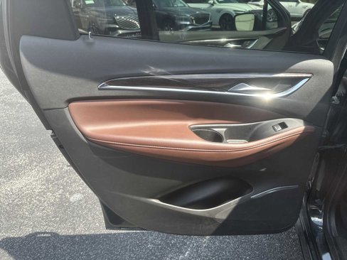 Used 2021 Buick Enclave Avenir w/ Avenir Technology Package image 29
