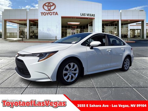 Certified 2024 Toyota Corolla LE image 1