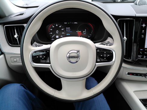 Used 2021 Volvo XC60 T8 Inscription w/ Advanced Package image 30