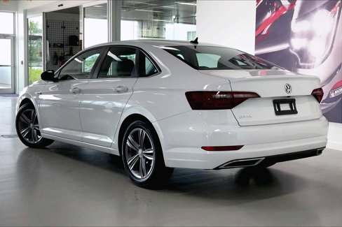 Used 2021 Volkswagen Jetta R-Line image 4