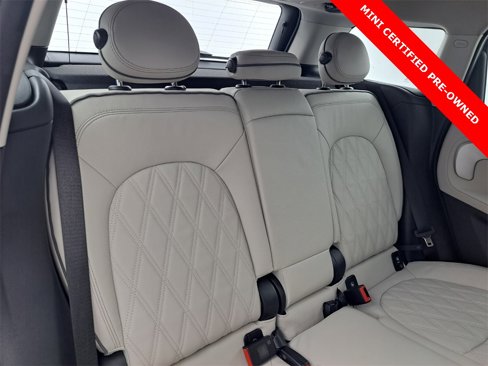 Used 2023 MINI Cooper Countryman S w/ Signature Upholstery Package image 16