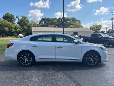 Used 2016 Buick LaCrosse Sport Touring image 6