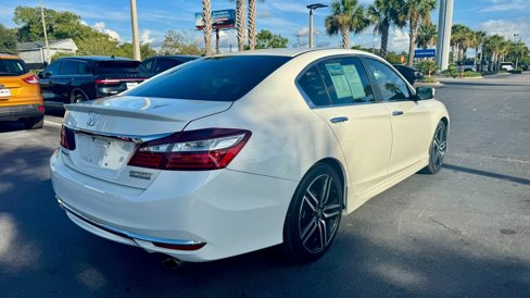 Used 2017 Honda Accord Sport Special Edition image 7