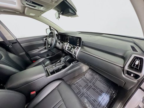 Used 2021 Kia Sorento S w/ Panoramic Sunroof Package image 30