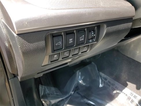 Used 2016 Subaru Outback 2.5i Premium image 11