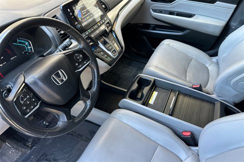 Used 2018 Honda Odyssey Elite image 9