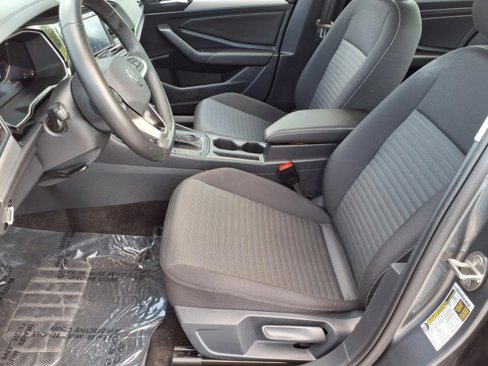 Used 2024 Volkswagen Jetta S image 7
