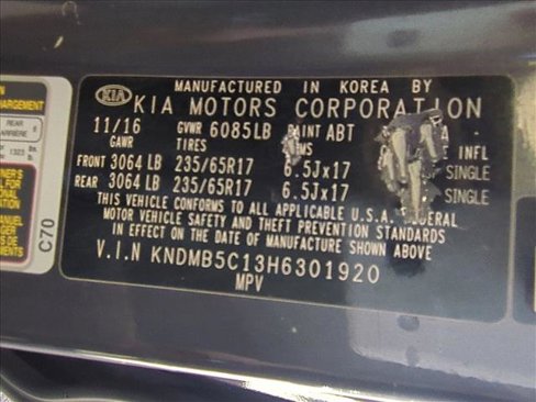 Used 2017 Kia Sedona LX image 26