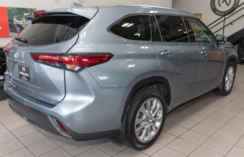 Used 2021 Toyota Highlander Limited image 20