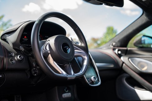Used 2022 McLaren GT image 37