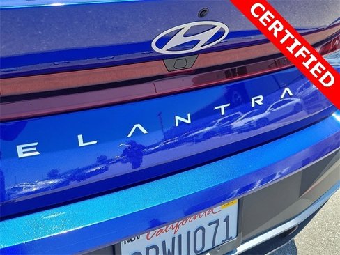 Certified 2024 Hyundai Elantra SEL image 17