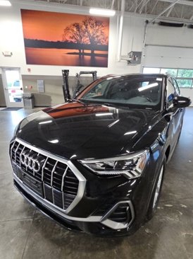 Used 2023 Audi Q3 2.0T Premium image 49