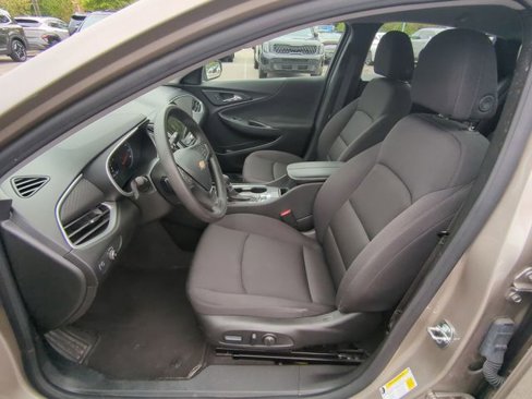 Certified 2024 Chevrolet Malibu LT image 25