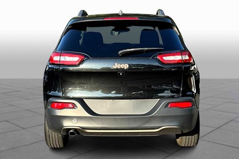 Used 2016 Jeep Cherokee 75th Anniversary image 4