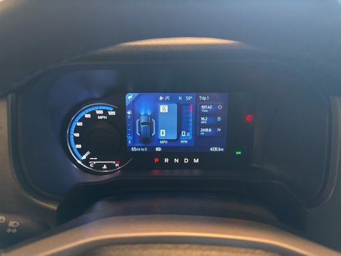 Used 2024 Ford Bronco Badlands image 29