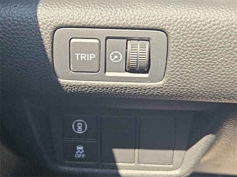 Used 2019 Honda Accord EX image 26
