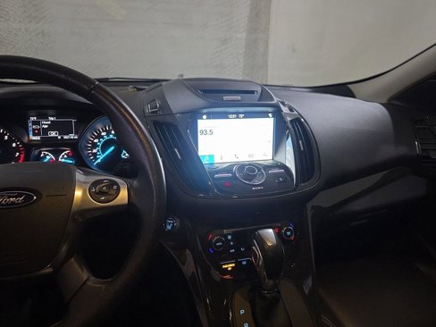 Used 2016 Ford Escape Titanium image 6