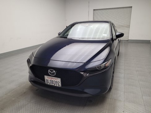 Used 2019 MAZDA MAZDA3 Hatchback w/ Premium Package image 15