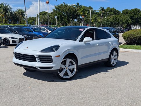 Certified 2022 Porsche Cayenne Coupe image 1