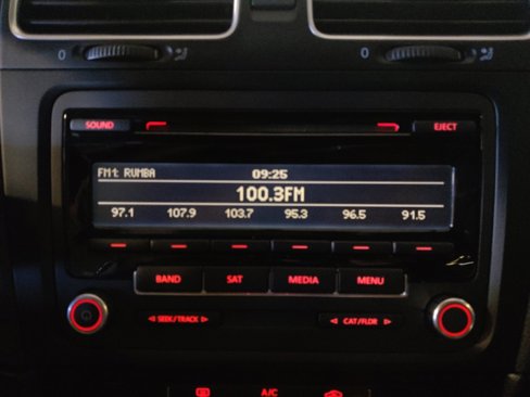 Used 2014 Volkswagen GTI Wolfsburg Edition image 25