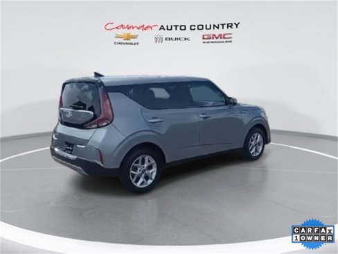Used 2023 Kia Soul LX w/ LX Technology Package image 8