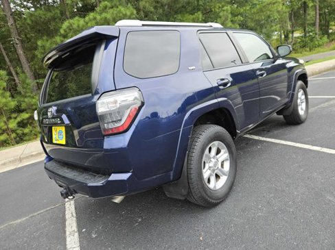 Used 2018 Toyota 4Runner SR5 image 5